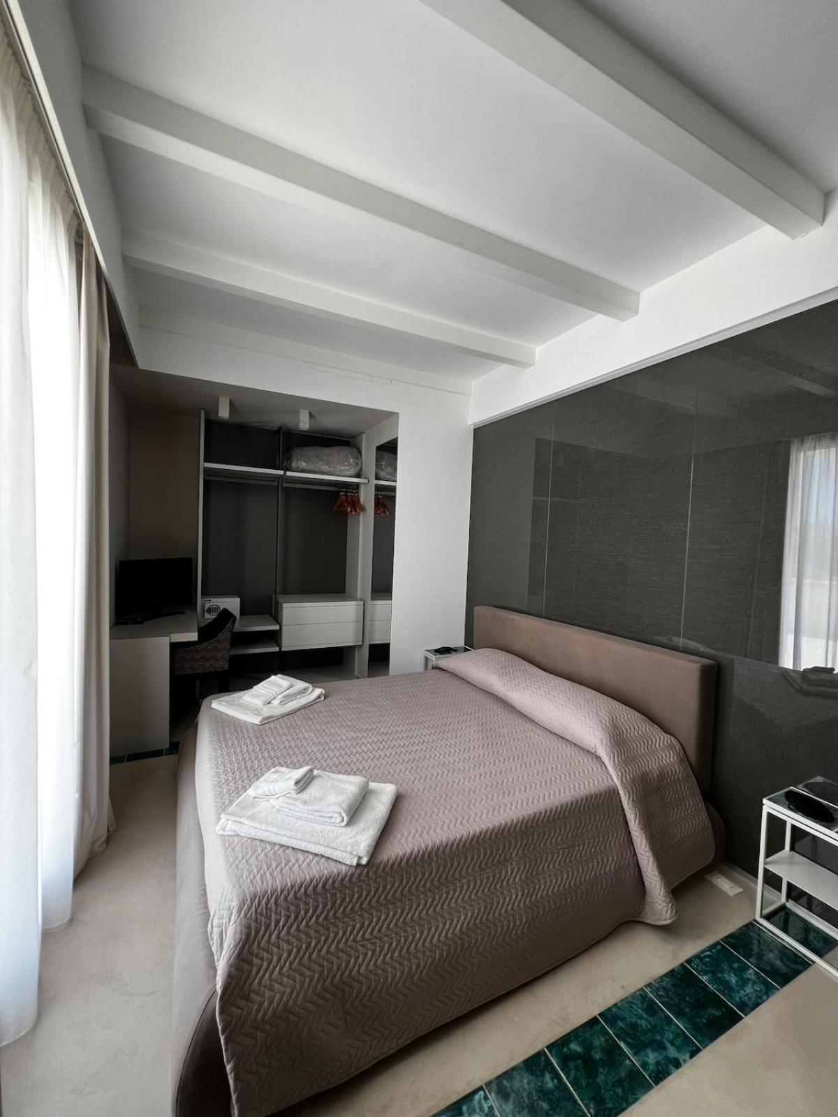 Attico Terrammare Apartment Trapani Bagian luar foto
